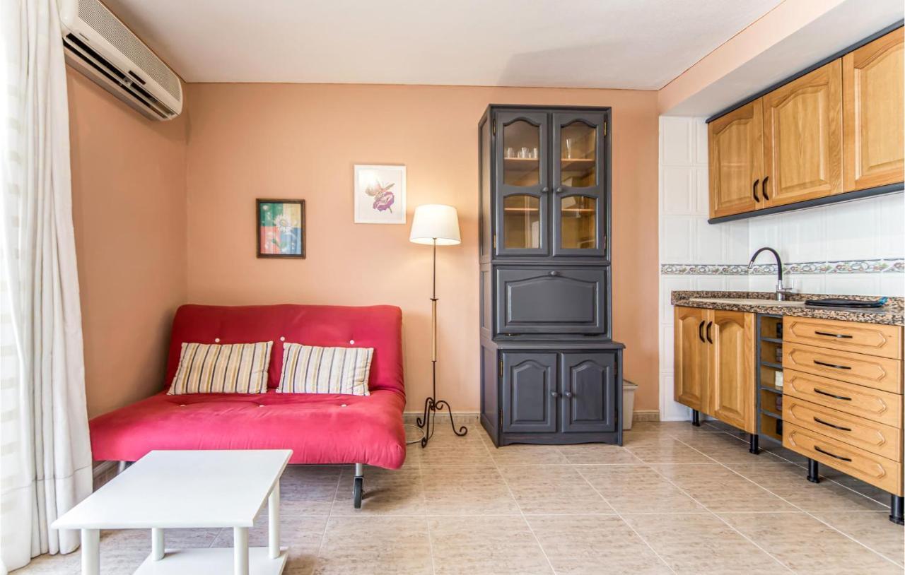 1 Bedroom Cozy Apartment In Miramar Exterior foto
